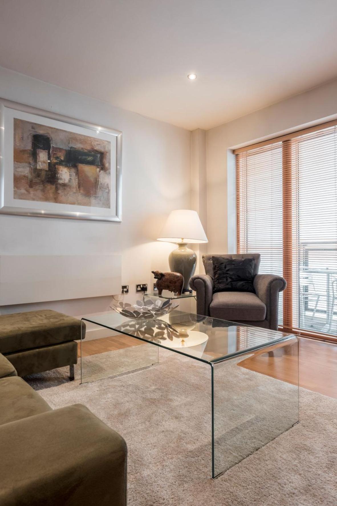 The Chambers, Riverside West Апартаменты